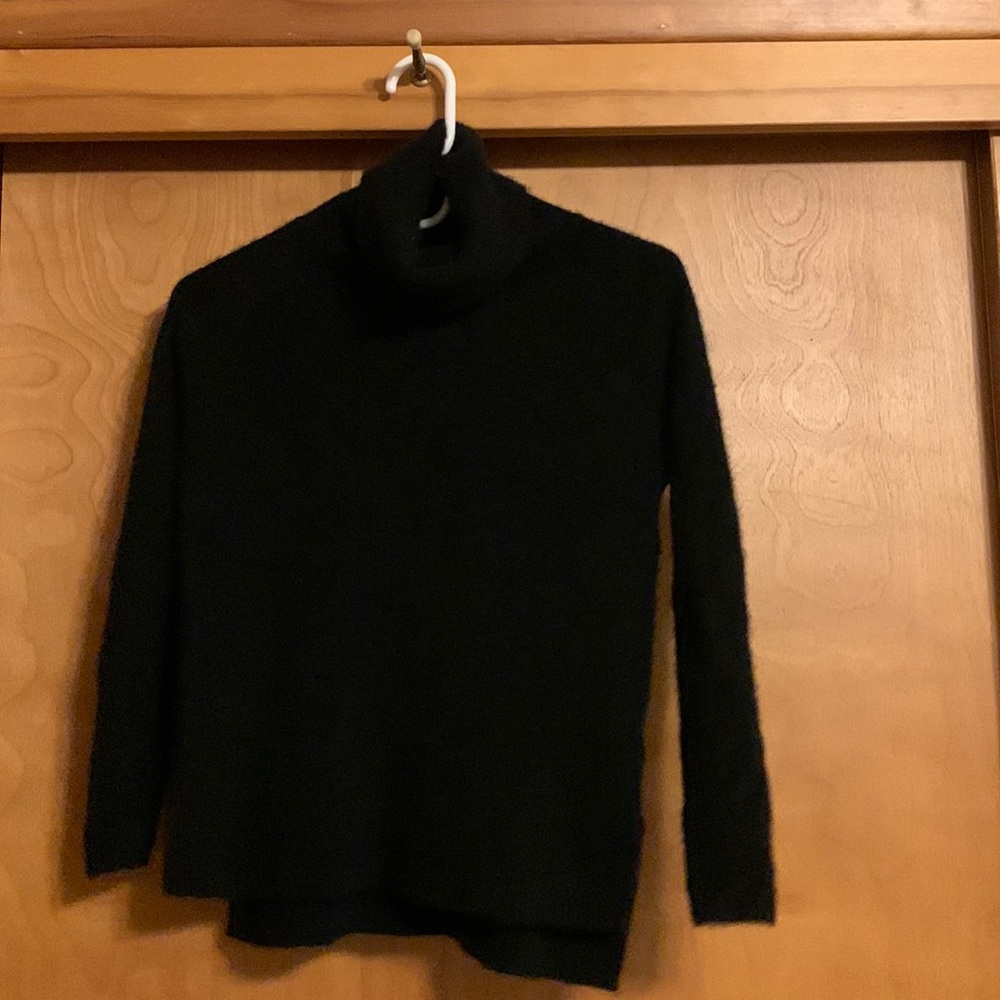 Cashmere sweater